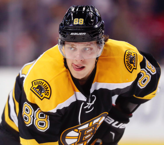Faudrait que David Pastrnak arrête de se ridiculiser...