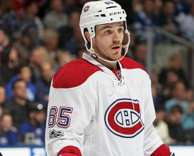 Faut vraiment que quelqu'un dise à Andrew Shaw...