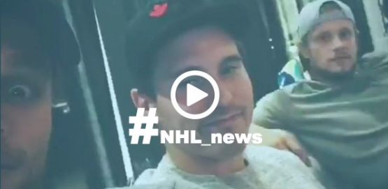 Gally et Domi s'assurent que Jacob de la Rose ne sortent pas dans les bars....