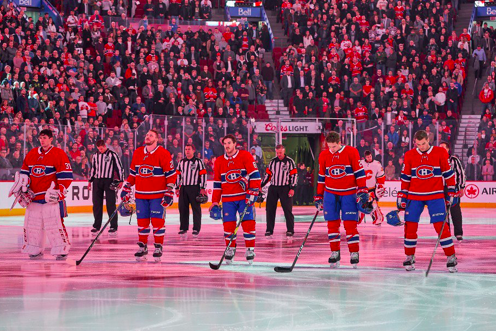 Geoff Molson COUPE encore dans les petits BONBONS des fans...