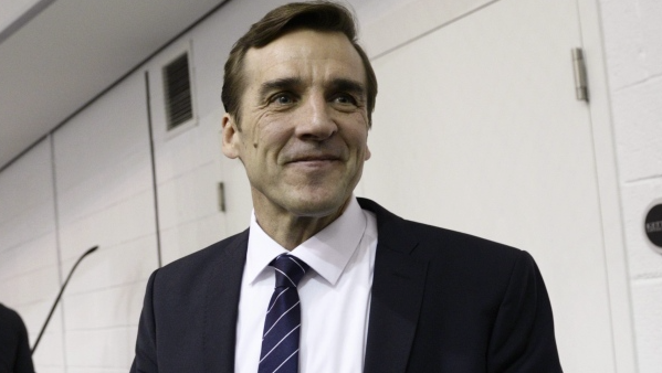 Georges McPhee est CRAMPÉ...