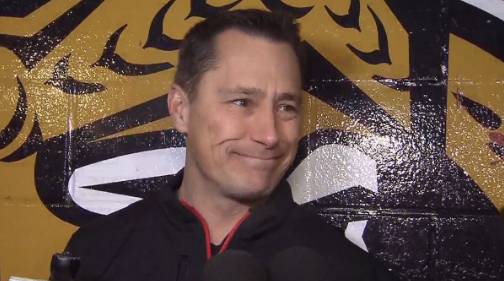 HAHA!!! Guy Boucher fait son ARROGANT.