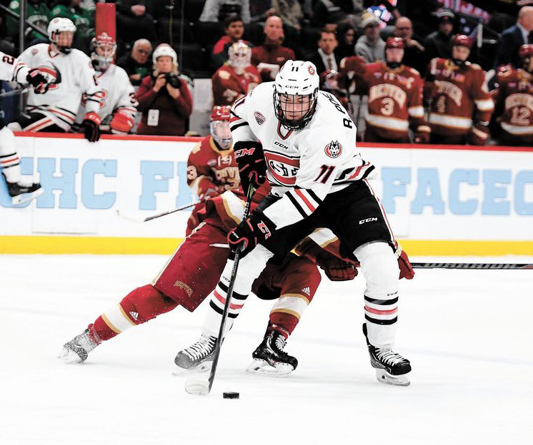 HAHA...Auston Matthews comme modèle pour Ryan Poehling...