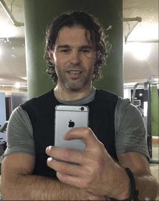 HAHA...Avoir JAGR à Montréal serait très divertissant...