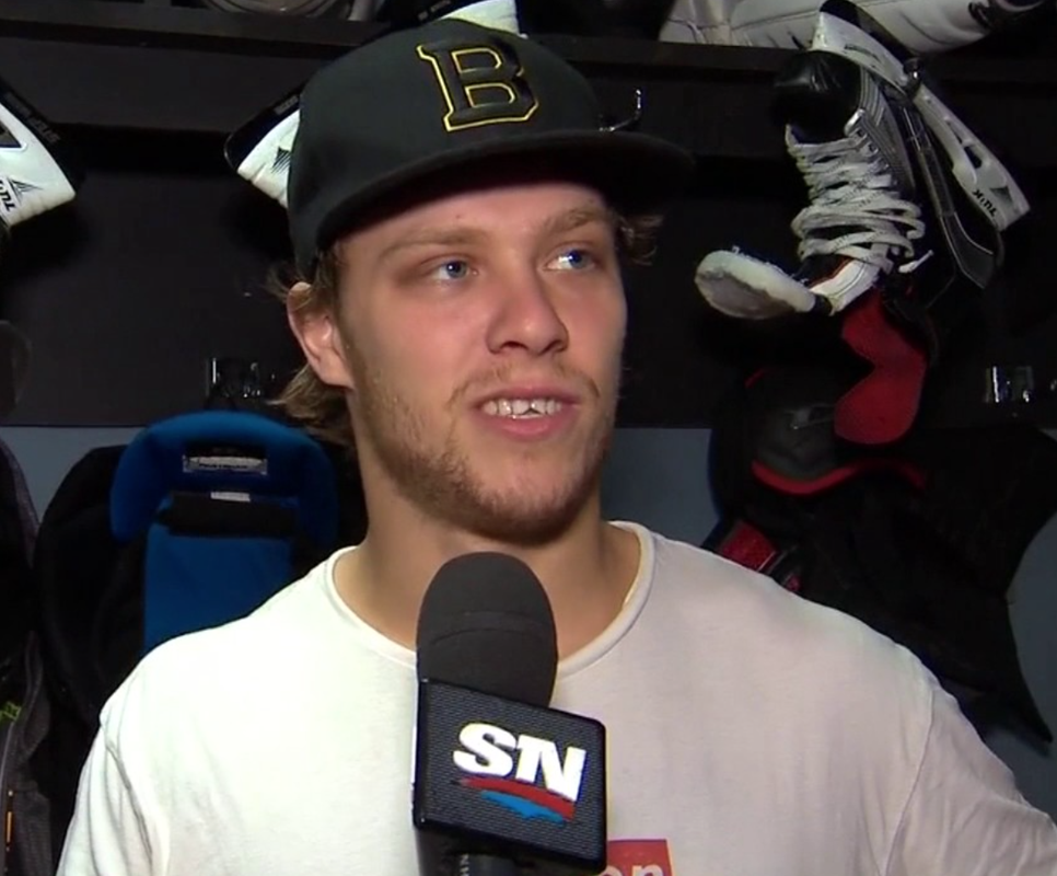 HAHA...David Backes a trouvé comment régler le dossier Pastrnak...