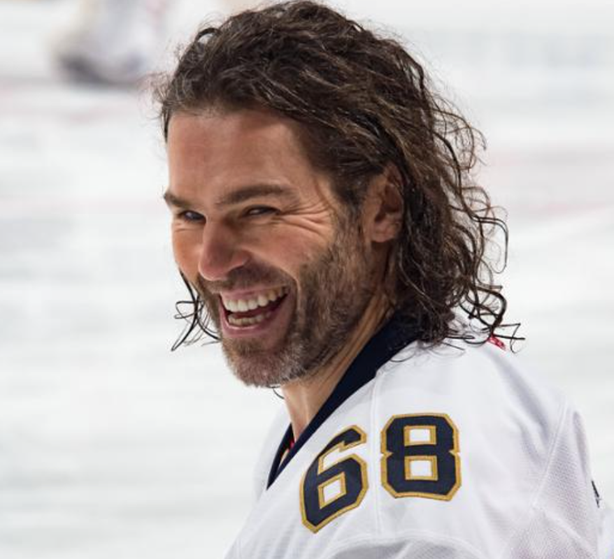 HAHA...Jaromir Jagr qui annonce sur Twitter qu'aucune équipe...