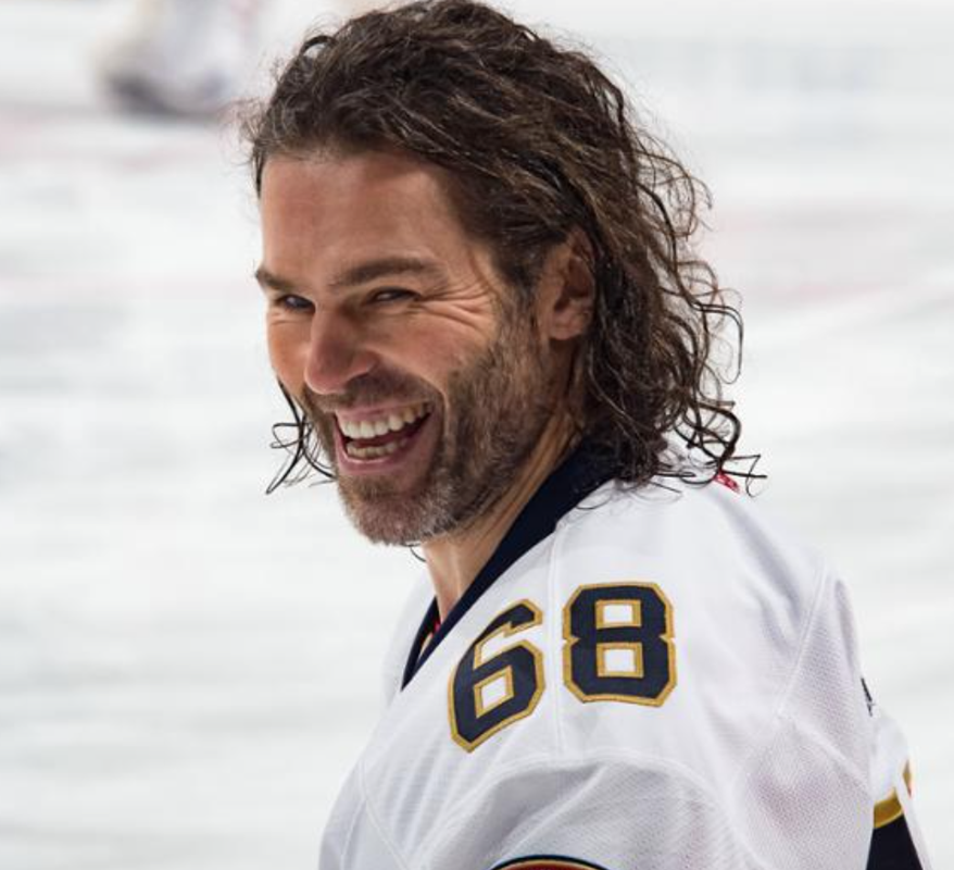 HAHA...Pauvre Jaromir Jagr, c'est toujours mieux d'en rire...