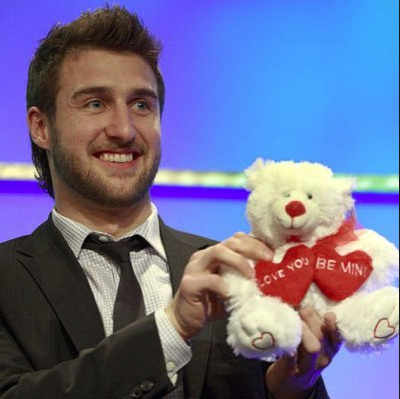 HAHA...Tanner Glass va essayer d'aller casser des faces ailleurs...