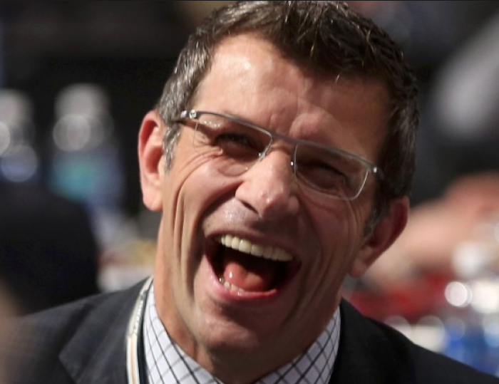 HAHA...Un FEFAN de Marc Bergevin, se fait remettre à sa place...