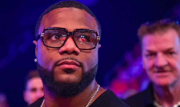 Il faudrait dire à ces deux gars-là..