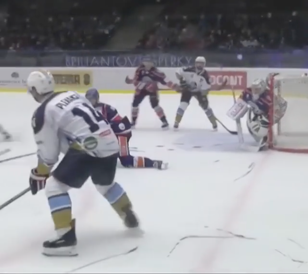 Il pourrait encore aider le POWER PLAY du CH...