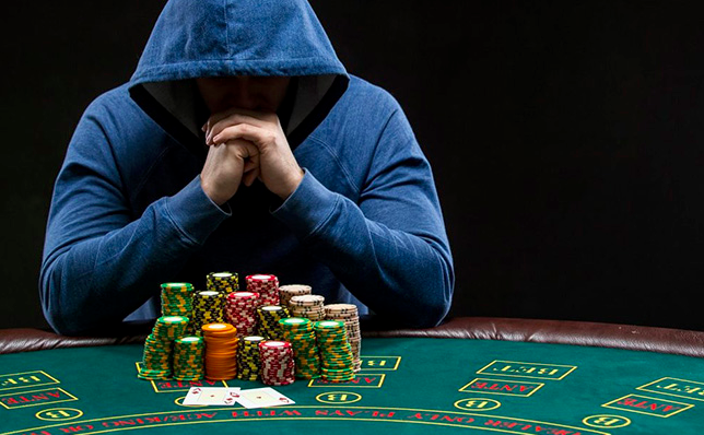 Il serait retombé dans ses DÉMONS du GAMBLING!!!!!!!!!