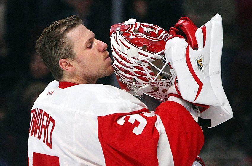 Il serait temps que Steve Yzerman arrive à Detroit...