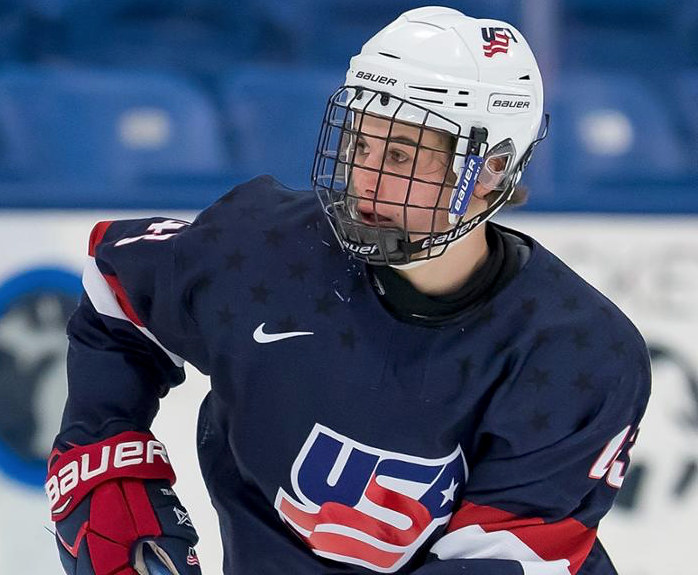 Jack Hughes, 3e centre à Pittsburgh...