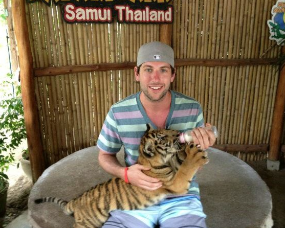 Jason Demers se rapproche de Vancouver...