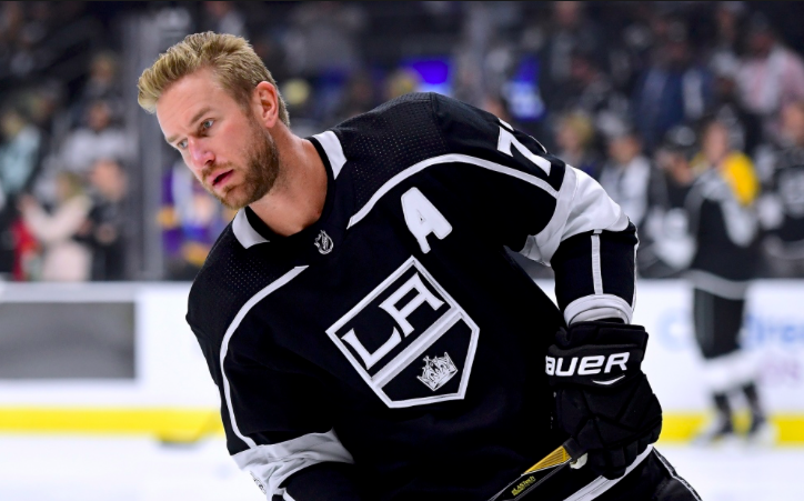 Jeff Carter est un MANIPULATEUR? Il MENACE les KINGS....