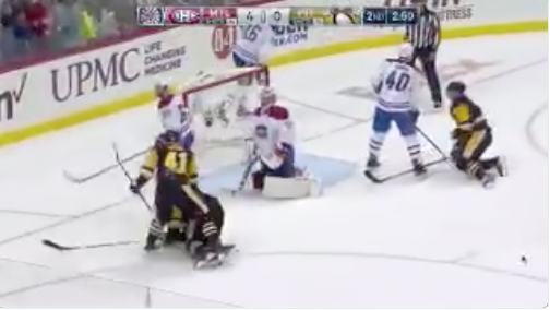 Jeff Petry avait vu une fille CUTE dans les estrades...