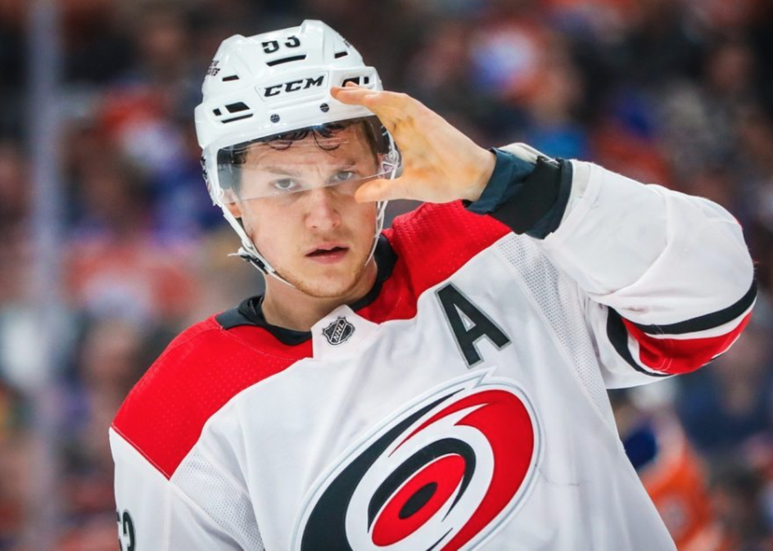 Jeff Skinner, aurait refusé un échange...