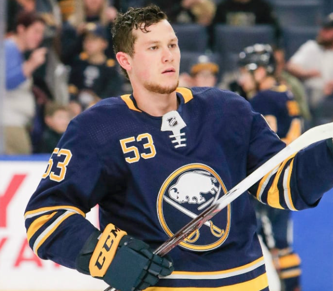 Jeff Skinner ne bougera pas de Buffalo...