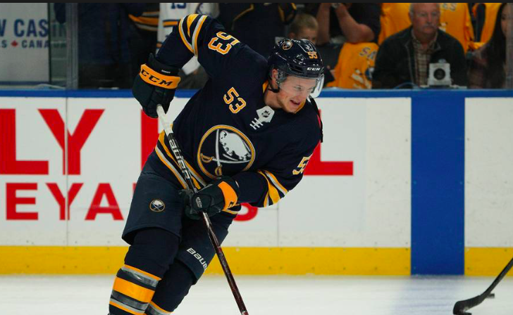 Jeff Skinner REJETTE L'OFFRE des Sabres...