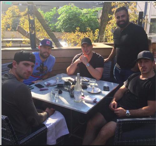  John Tavares et sa blonde compte passer deux semaines à Kelowna...