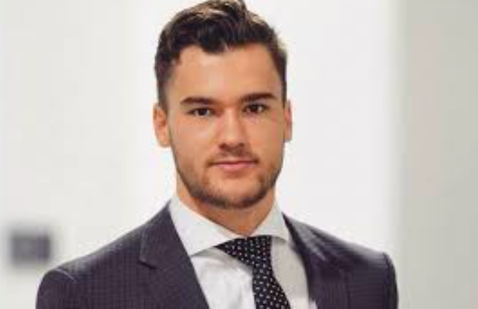 Jonathan Drouin au CENTRE... Cela fait le TOUR du WEB...