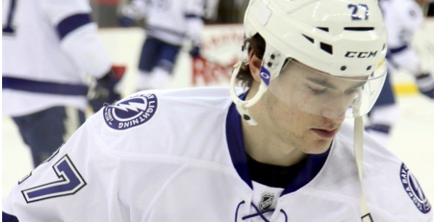 Jonathan Drouin est un CENTRE NATUREL.. Dubé en est certain...