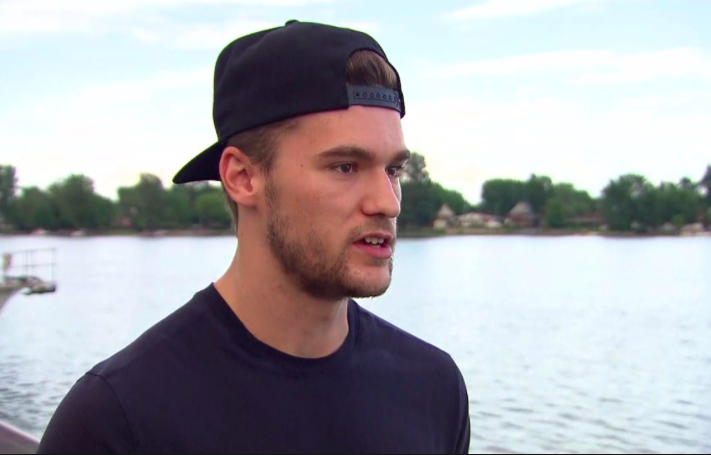Jonathan Drouin restera au CENTRE..Bergevin le confirme...
