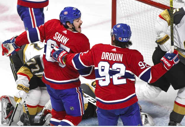 Jonathan Drouin traite Andrew Shaw de PLOMBIER!!!