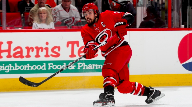 Justin Faulk à Toronto?