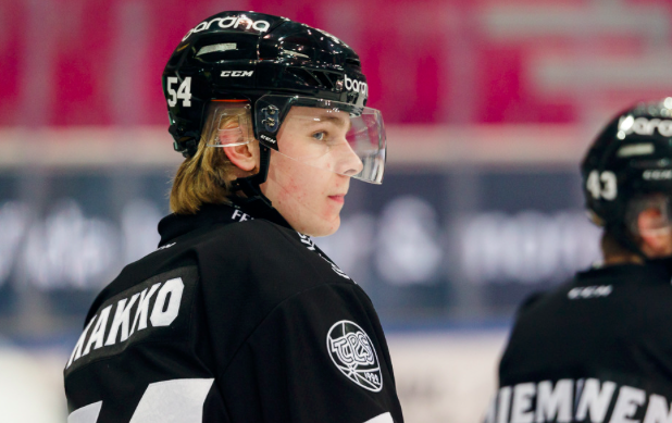 Kaapo Kakko MEILLEUR QUE JACK HUGHES..moins en PÉRIPHÉRIE....