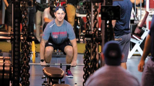 Karl Alzner a beau tenter de nous prouver quoi que ce soit...