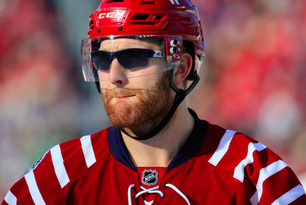 Karl Alzner intéresse Marc Bergevin.