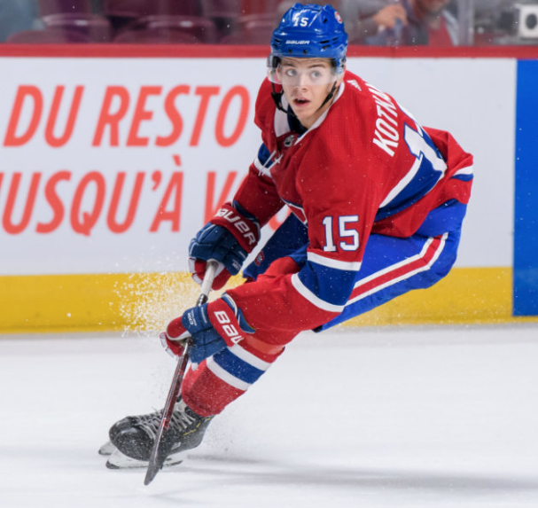 Kotkaniemi a beau faire des passes de folies...