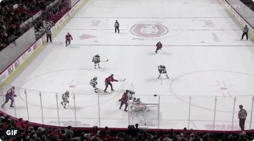 Kotkaniemi est un génie avec la rondelle...