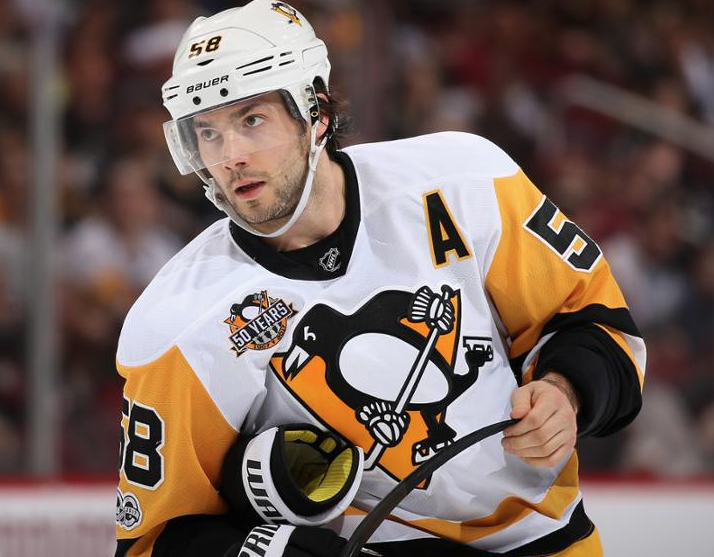 Kris Letang, par son COURAGE, portera la A laissé par Chris Kunitz, parti pour Tampa Bay...