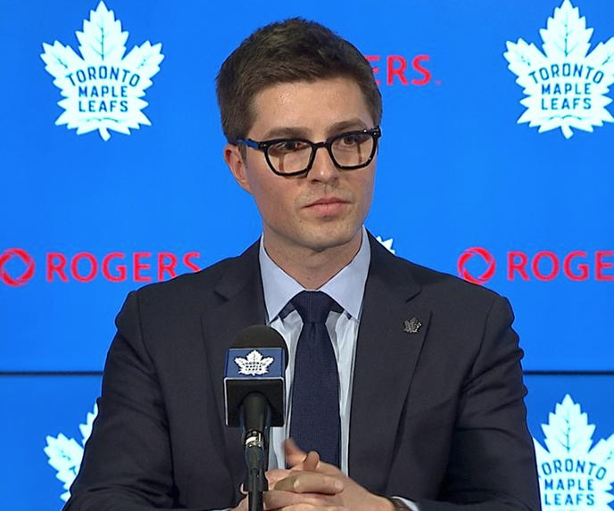 Kyle Dubas est en train d'échouer BEN RAIDE...