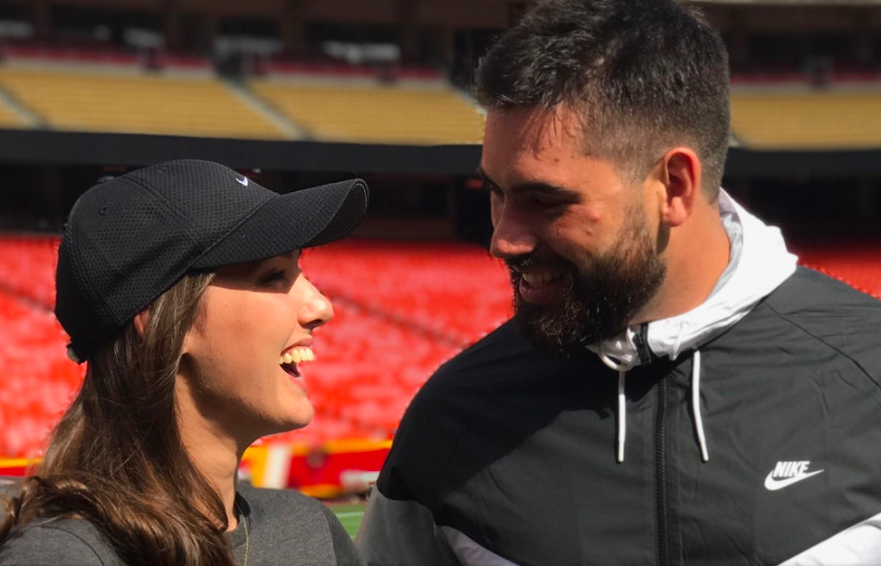 La blonde de Laurent Duvernay-Tardif est FIÈRE...De ne pas être une WAG CLASSIQUE de la NFL...