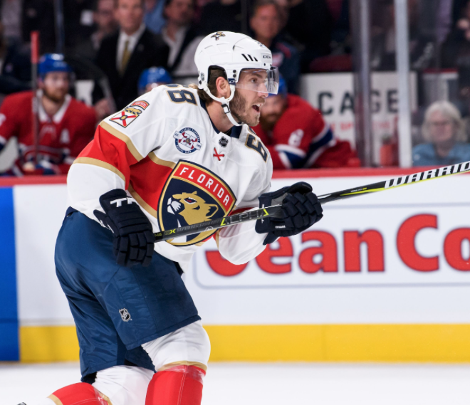 La demande a été faite à Mike Hoffman !!!