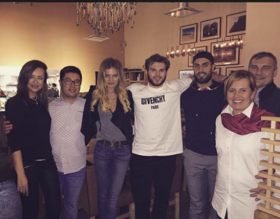 La famille d'Alex Galchenyuk....L'aura DÉTRUIT jusqu'au bout...