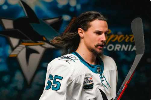 La femme d'Erik Karlsson rêve à....