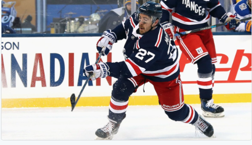 La liste de 10 équipes a été transférée aux Rangers...