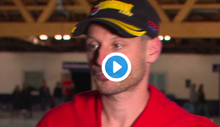La réaction de Mark Streit...En ALLEMAND...HAHA!!!
