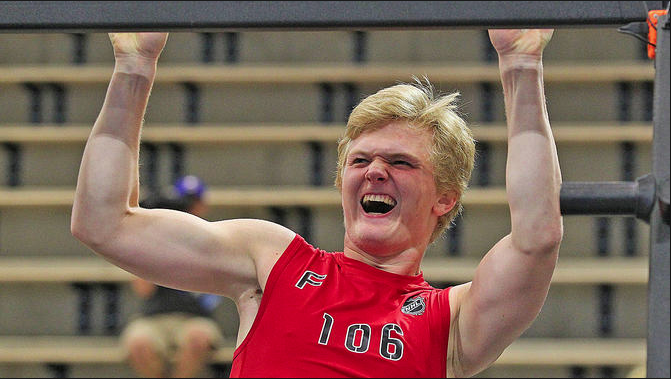 La REVANCHE de Casey JE NE SUIS PAS CAPABLE DE FAIRE UN PULL-UP Mittelstadt...