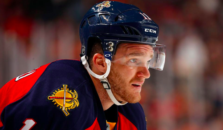 La TENSION monte entre Jonathan Huberdeau et le coach des Panthers...