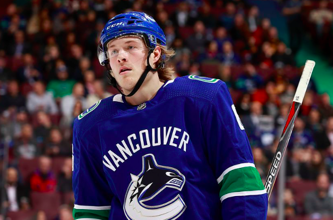 L'agent de Brock Boeser commence les négos sur les CHAPEAUX DE ROUE...