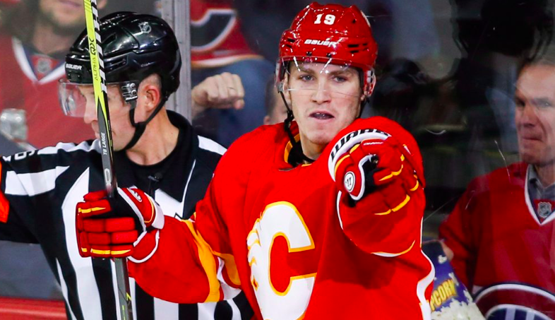 L'agent de Matthew Tkachuk demande 8 ans et 72 M$ aux Flames..