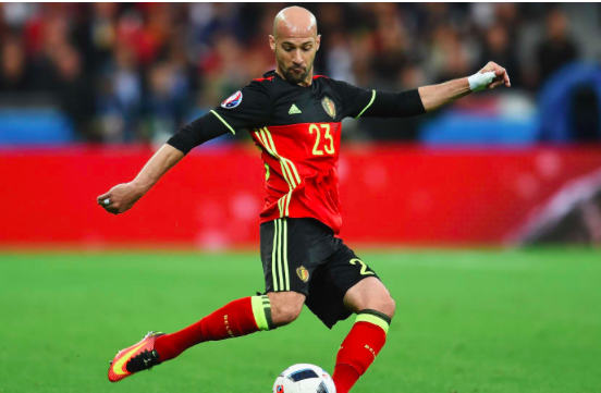 Laurent Ciman devrait se la jouer 