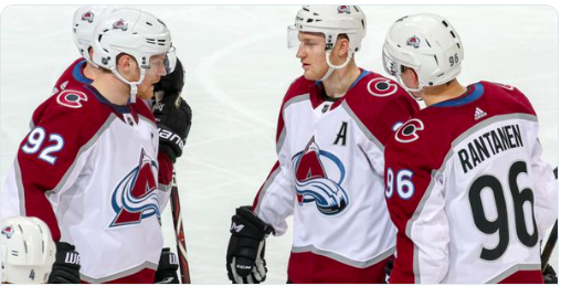 L'Avalanche du Colorado a approché le CH...