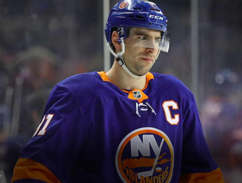 Le CHUM de TAVARES pourrait le suivre à Montréal...